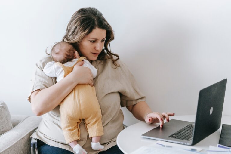 Effective Time-Management Tips for Mompreneurs: Balancing Business and Family