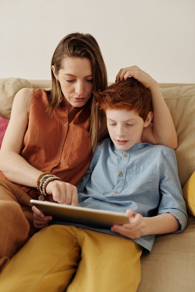 Empowering Young Minds: Top Online Learning Platforms for Busy Moms to Check Out!